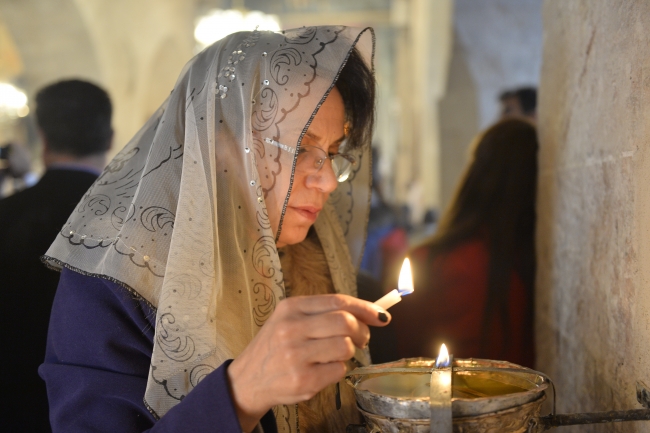 Hristiyan alemi Noel'i kutluyor